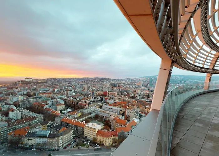 Skypark, Luxusný S Parkovaním Vo Výške